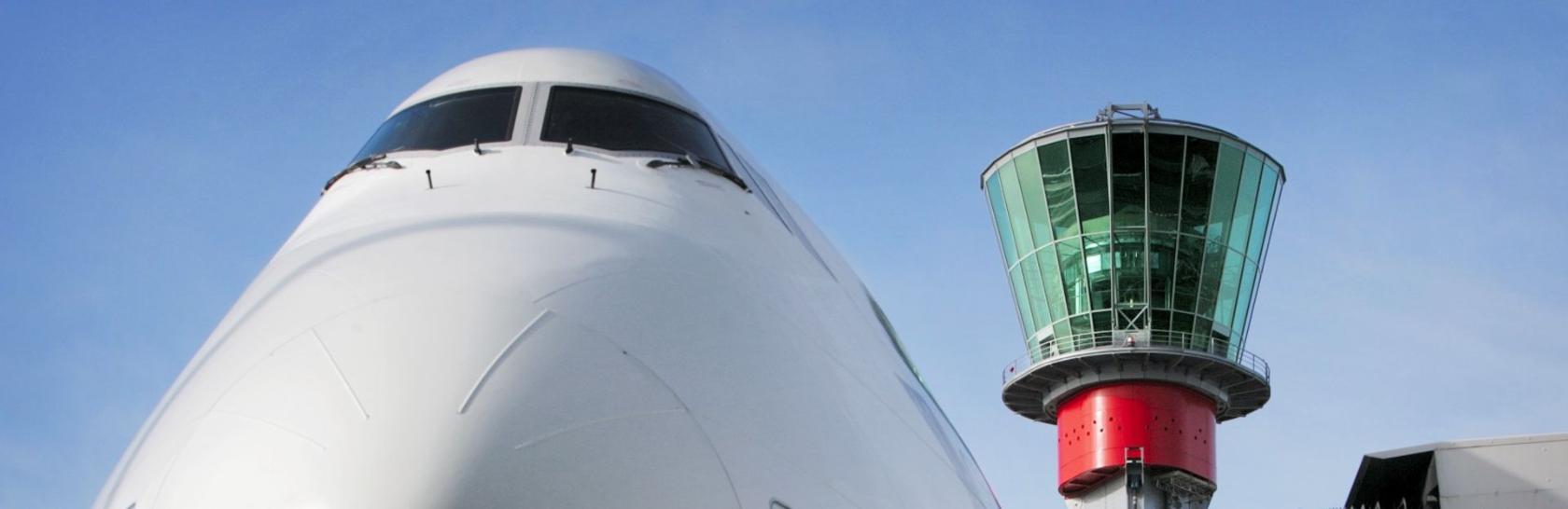 aircraft-at-heathrow-01-hero-desktop.jpg